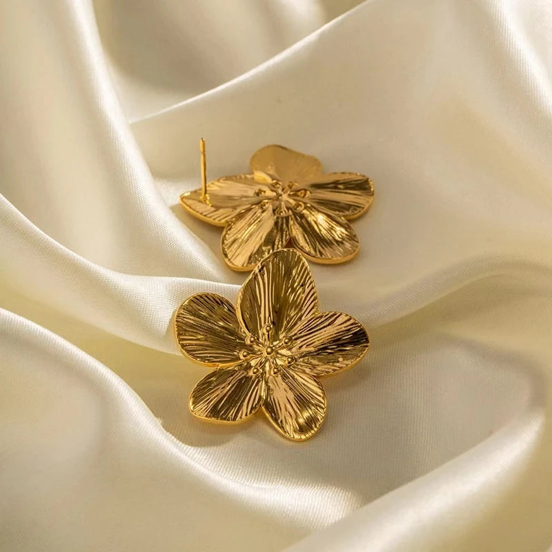 French courtly style metallic flower earrings high touch earrings